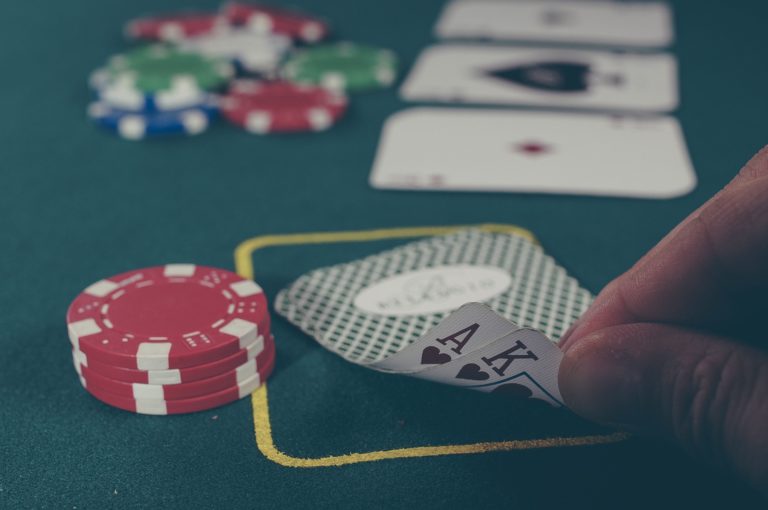 The Ultimate Guide to Mobile VS Desktop Sports Betting