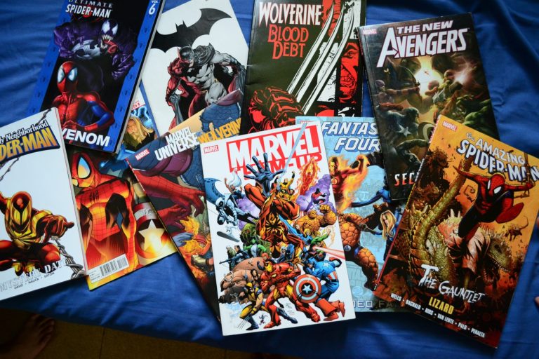 10 Custom Gift Ideas For A Marvel Die-Hard Fan