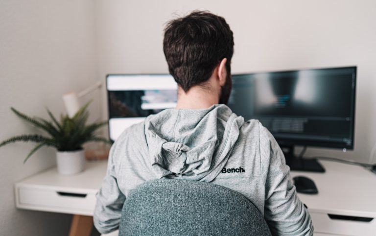 A Guide to Managing Your (Newly) Remote Workers