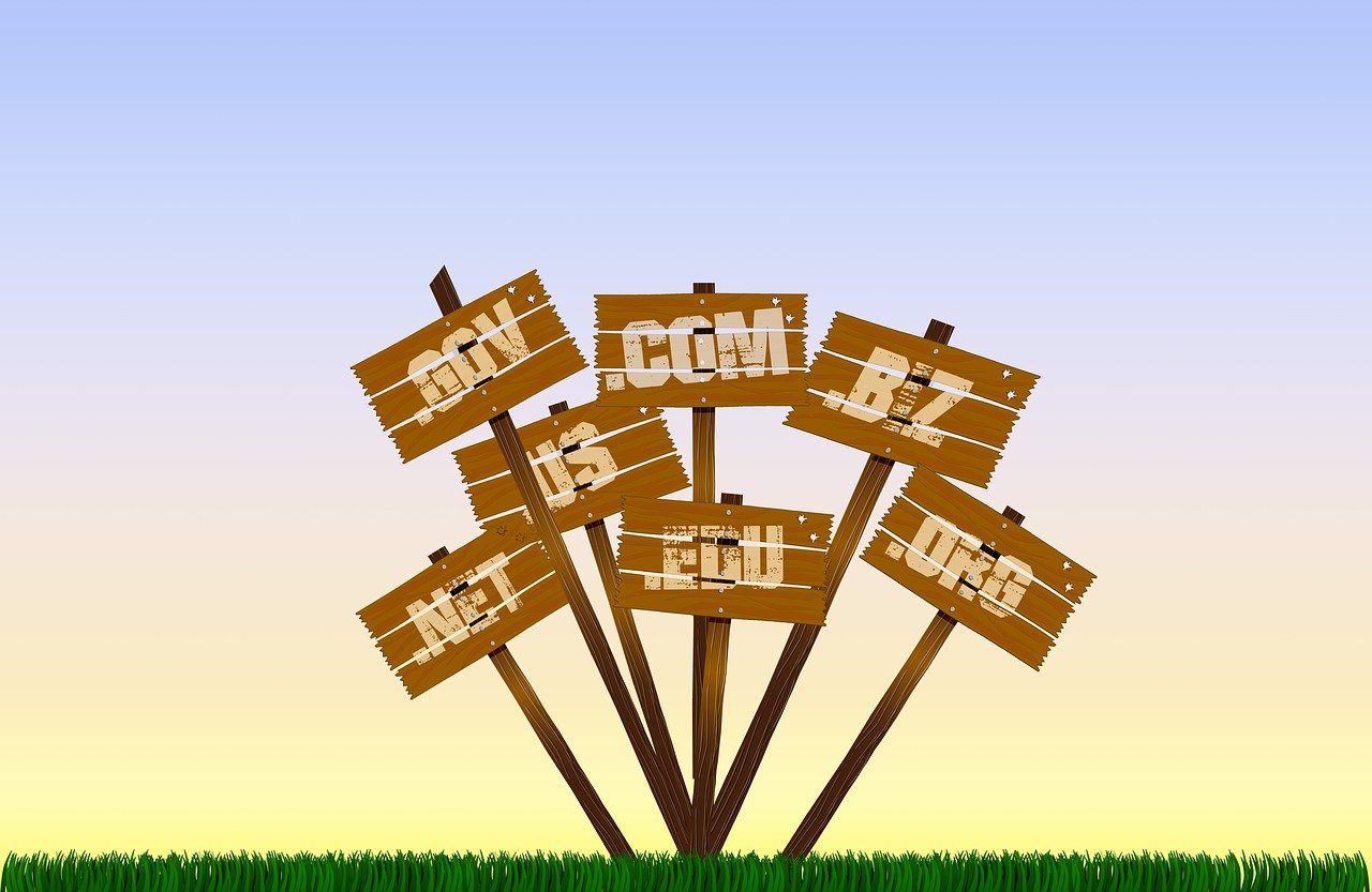 8 Things to Consider When Buying a Domain Name