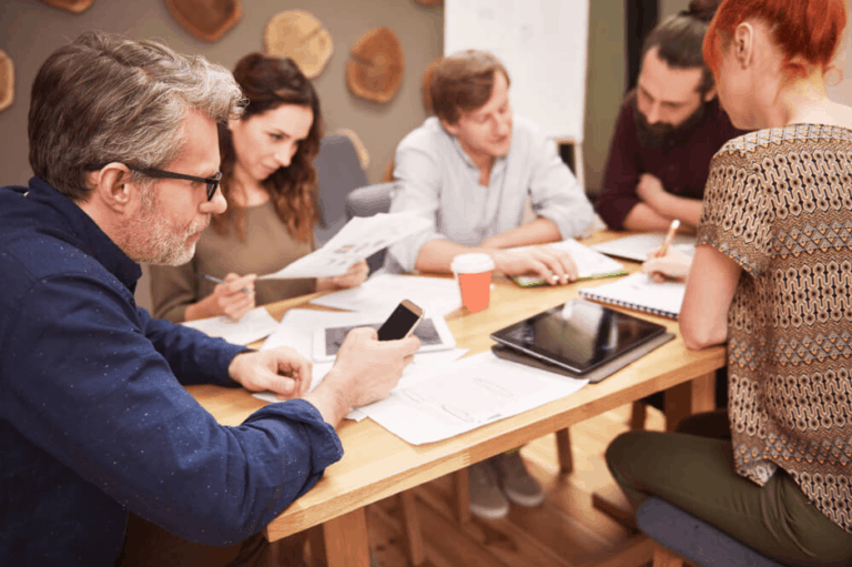 How Social Media Presence Benefits The Real Estate Industry?