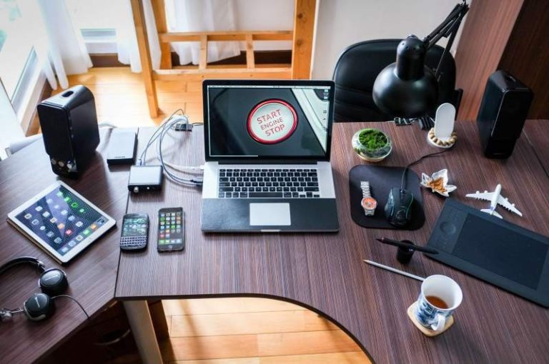 Tech Gadgets That Make Running a Business Easier