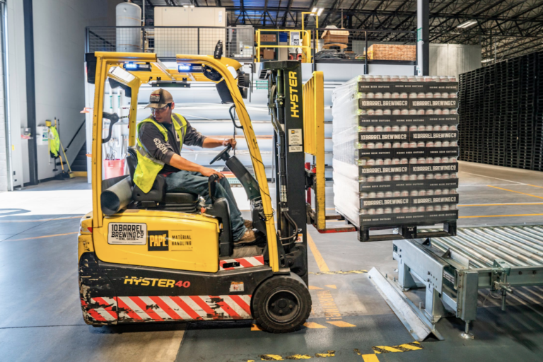 4 Uses of Robots in Business Inventory Management Systems