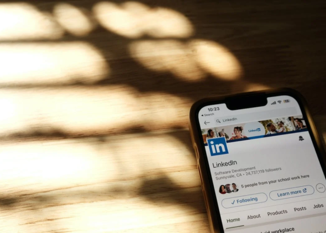 Social Selling on LinkedIn How to Do It Successfully