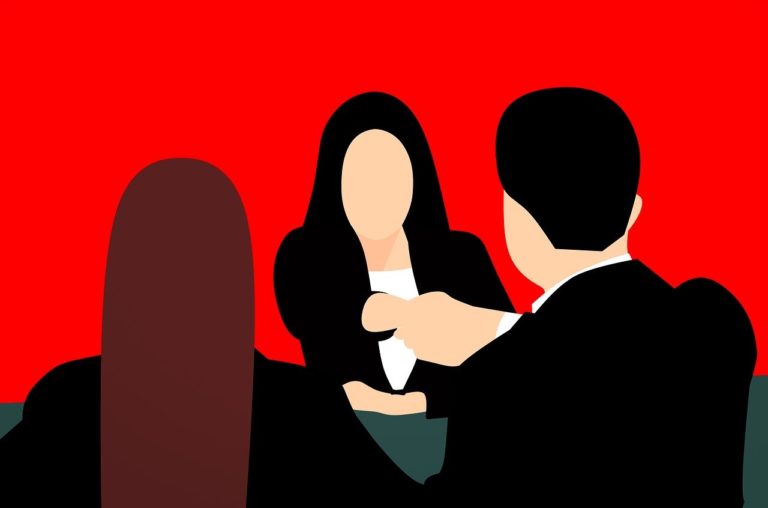 5 Ways a Hiring Platform Helps You Find The Most Qualified Candidates For Your Open Roles
