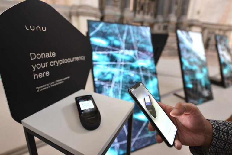 Palm Angels Partners with LUNU