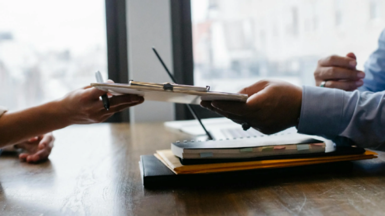 Top 8 Human Resource Management Trends for 2024