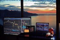 The Cognitive Edge: How Traders Use Psychology to Beat the Market