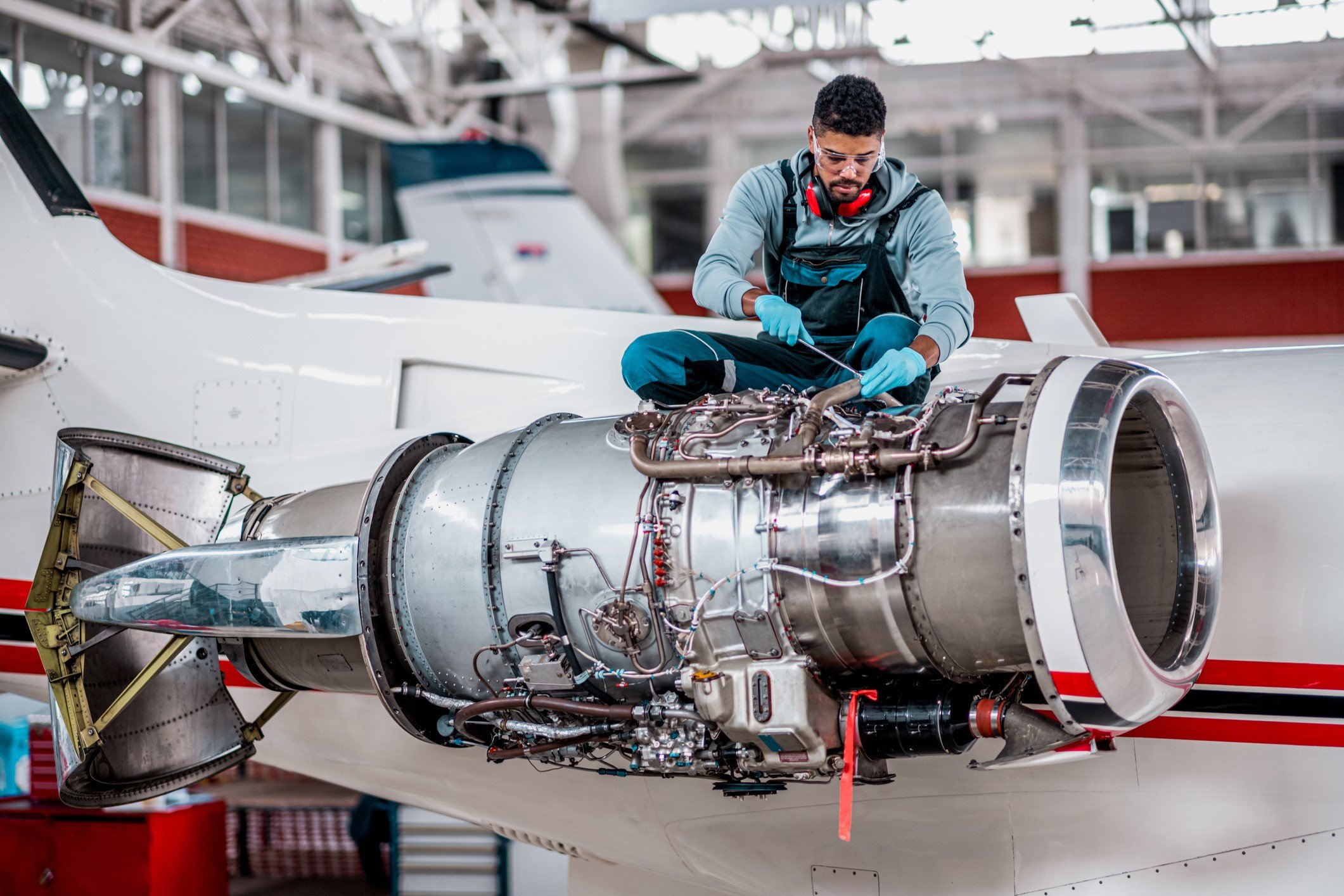 Top Maintenance Tools Every Aircraft Technician Should Use
