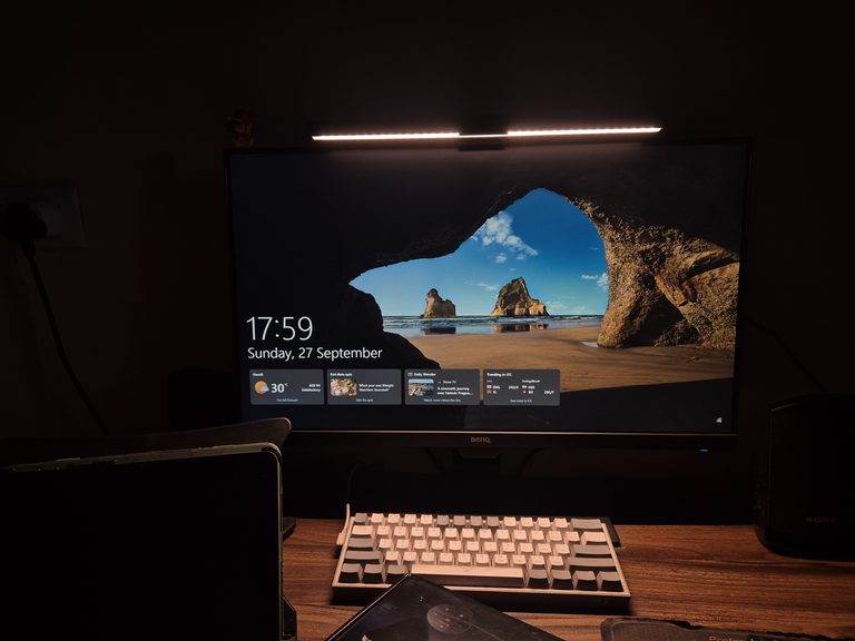 Quntis Monitor Light Bar Focus Dual-Control Review: Worth It in 2026?